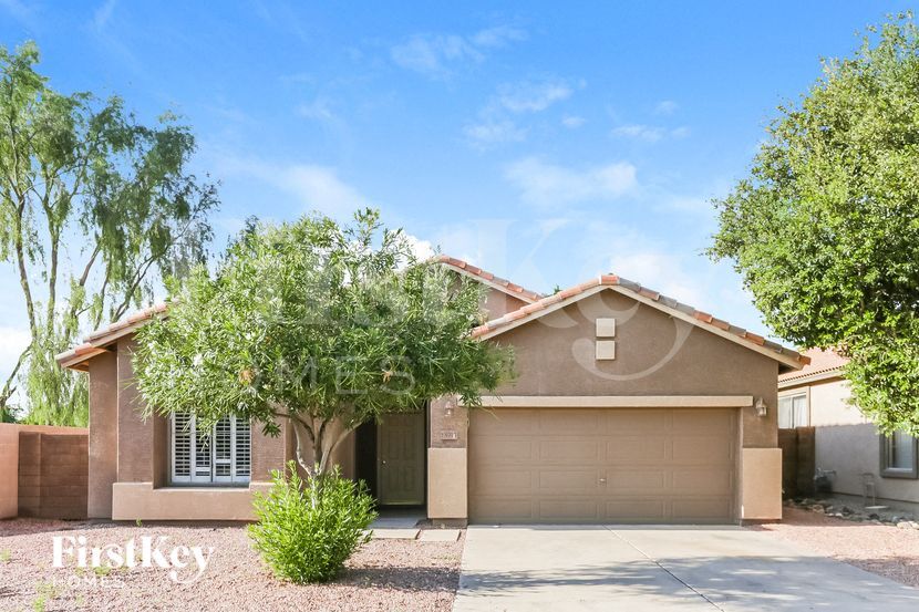 Foto principal - 15913 W Ventura St