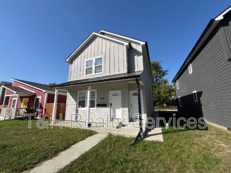 Primary Photo - 1606 Quill St