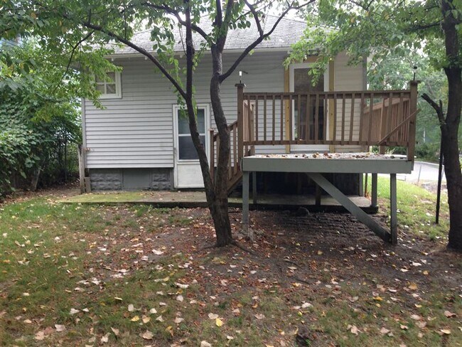 Building Photo - 2 br, 1 bath House - 259 Fox St SW