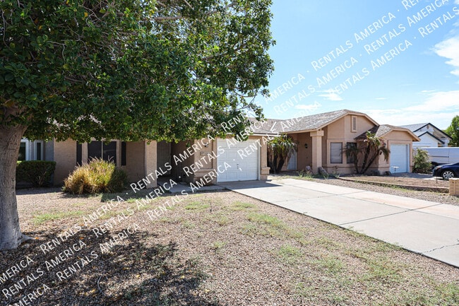 Building Photo - 3241 W Blackhawk Dr