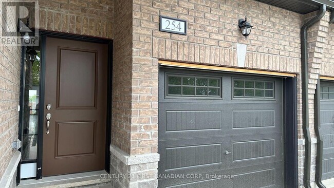 Building Photo - 254 Middleton St