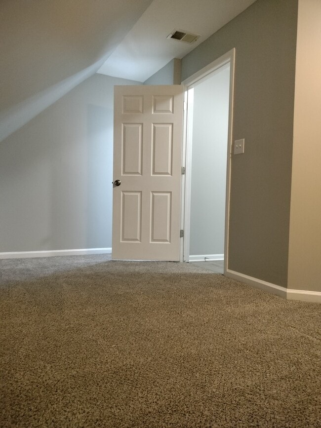 Building Photo - 8320 S Muskegon Ave