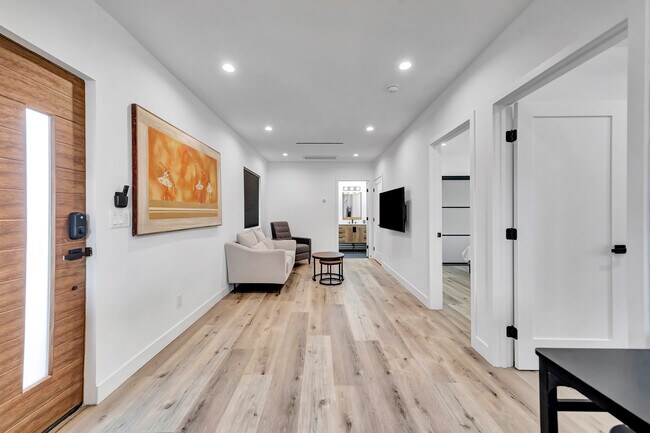 Building Photo - 24447 Clipstone St