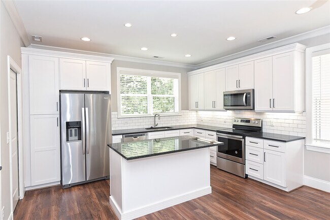 Photo - 410 Faison Ave Townhome