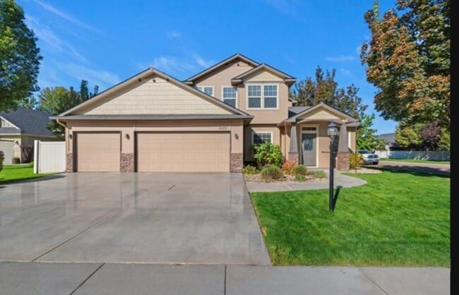 Building Photo - 5073 N Dove Ridge Pl