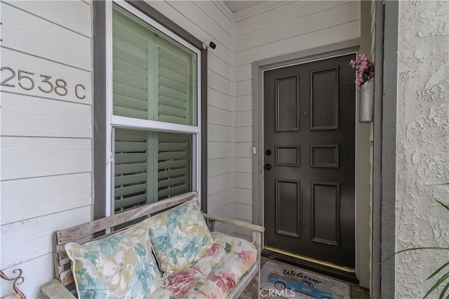 Foto principal - 2538 W MacArthur Blvd