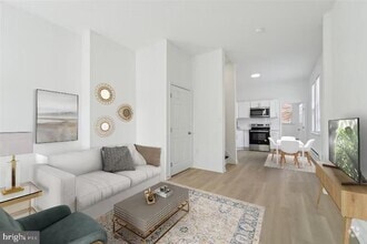 Building Photo - 6229 Callowhill St