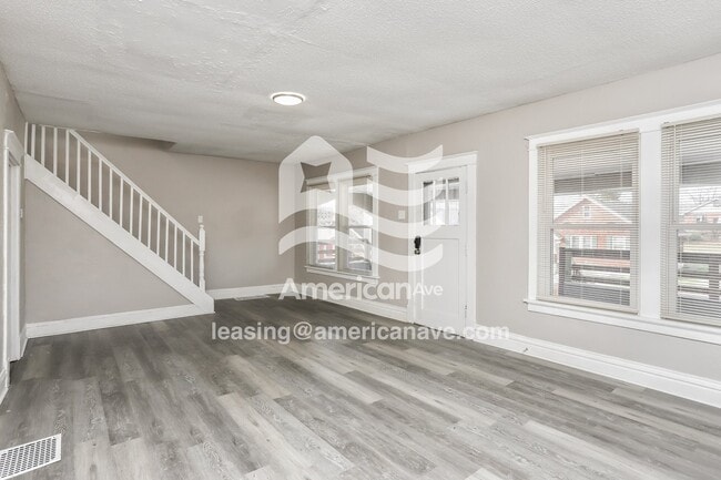 Building Photo - 3812 Avondale Ave