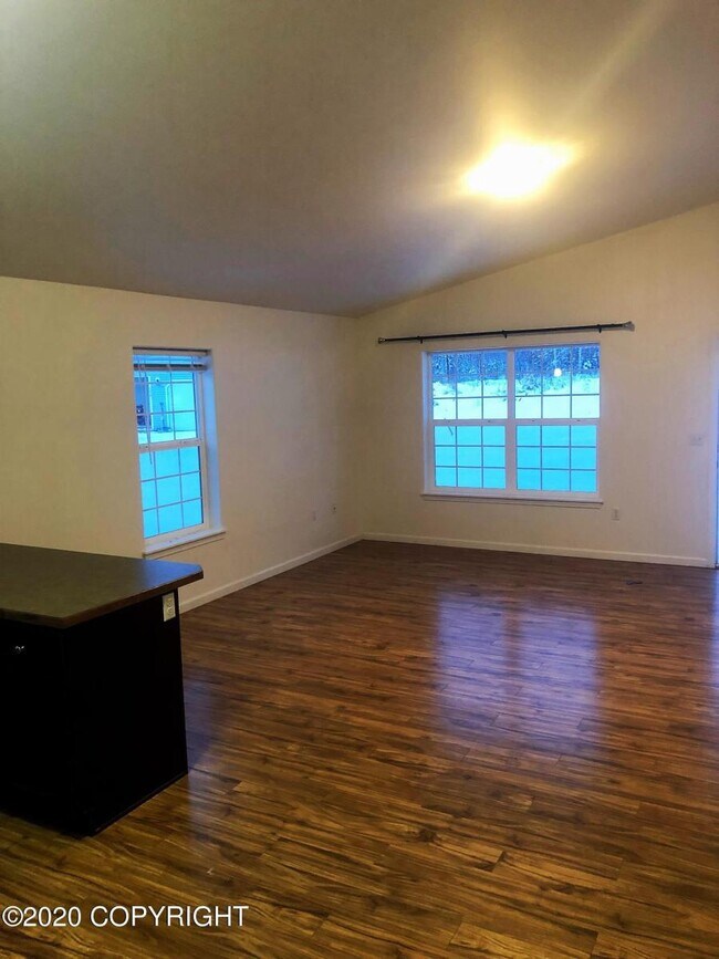 Foto del edificio - 3458 Vale Ave