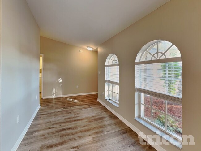 Building Photo - 26060 Concepcion Dr