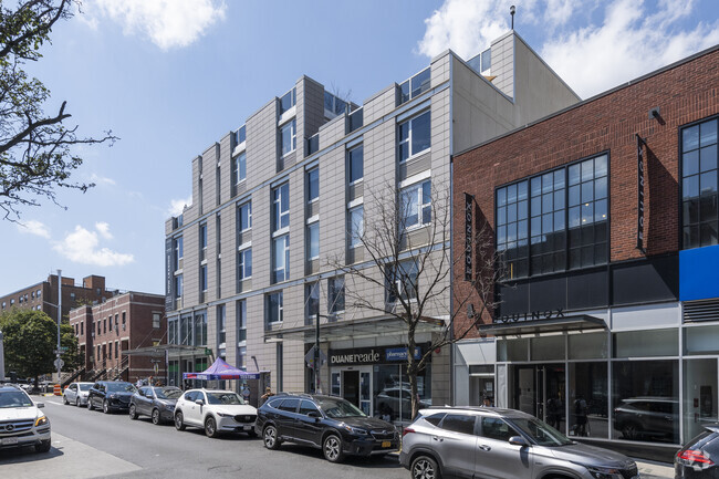 Building Photo - Williamsburg Social