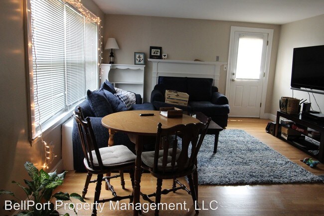 Building Photo - 3 br, 1 bath House - 136 Prospect Street