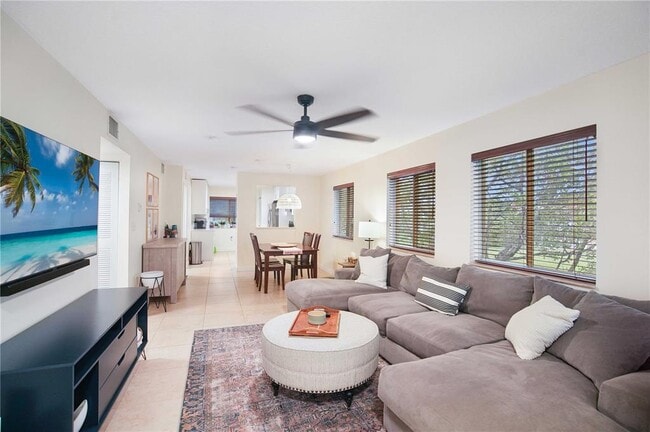 Building Photo - 6245 SW 47th Mnr