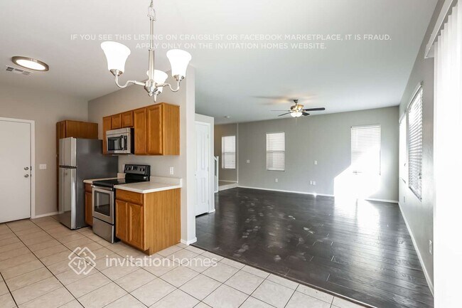 Building Photo - 4013 W Pollack St