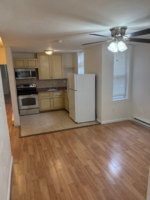 Foto del edificio - 1206 W Airdrie St