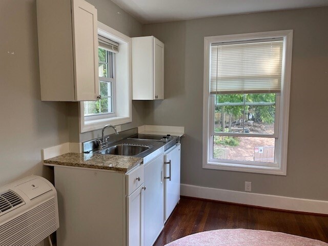 Foto del edificio - 67 Loker St