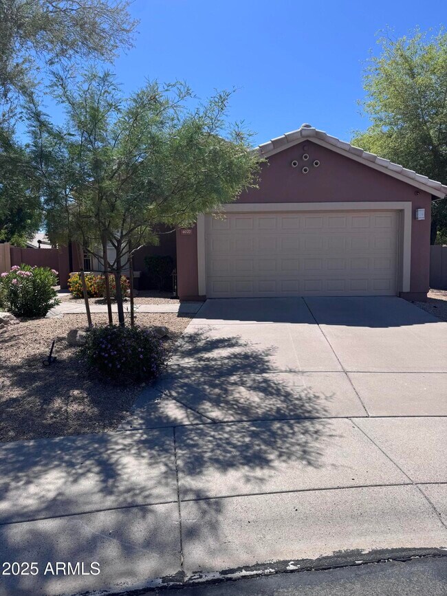 Foto del edificio - 4027 E Rancho Del Oro Dr