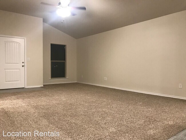 Foto del edificio - 3 br, 2 bath House - 10005 Wausau Ave