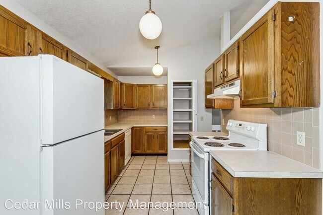 Building Photo - 2 br, 2 bath House - 757 N Joann