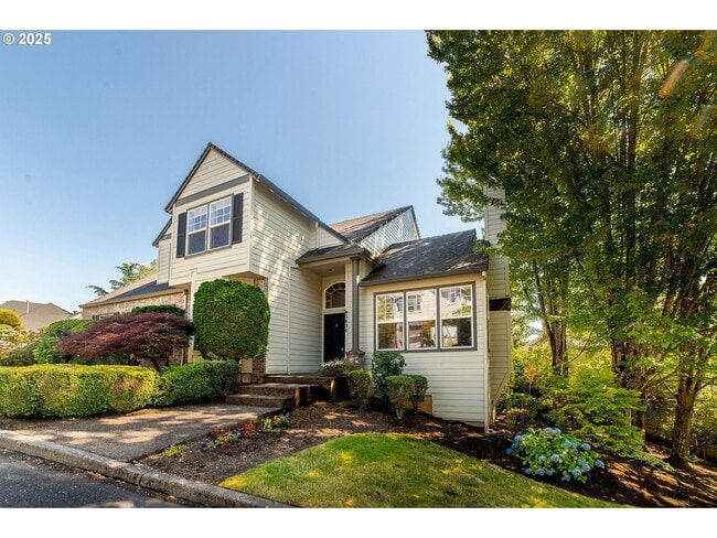 Building Photo - 5630 SW Kruse Ridge Dr