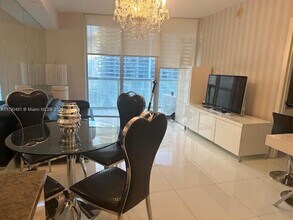Building Photo - 465 Brickell Ave