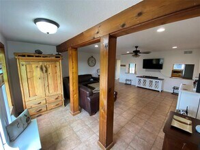 Building Photo - 407 Alta Vista Dr