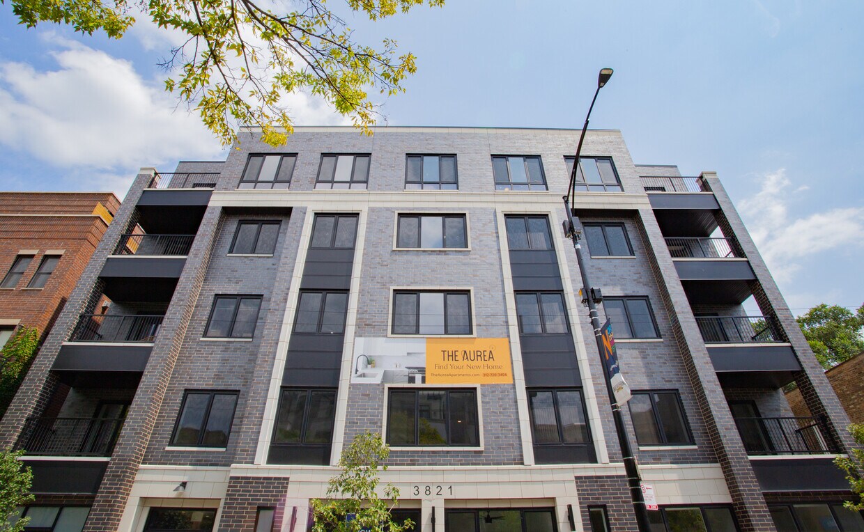 Foto principal - 3821 N Ashland Ave