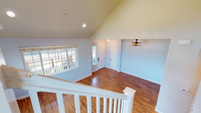 Building Photo - 2060 Pascal St
