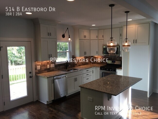 Foto del edificio - 514B Eastboro Dr