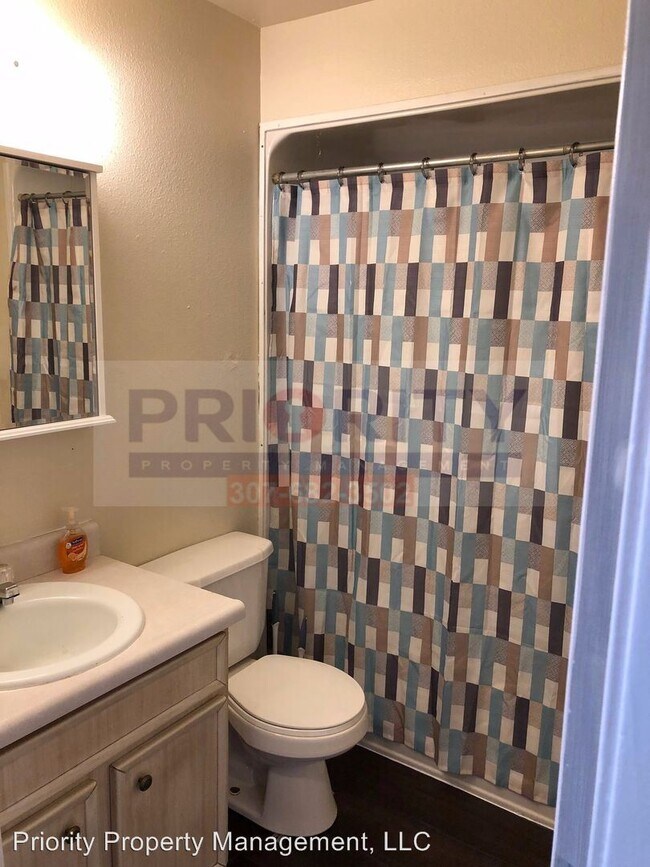 Foto del edificio - 311 E Walnut St