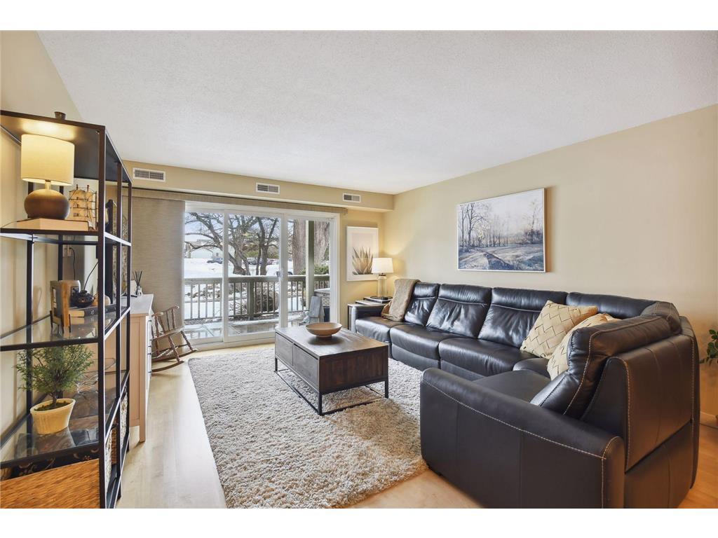 Foto principal - 5424 France Ave S