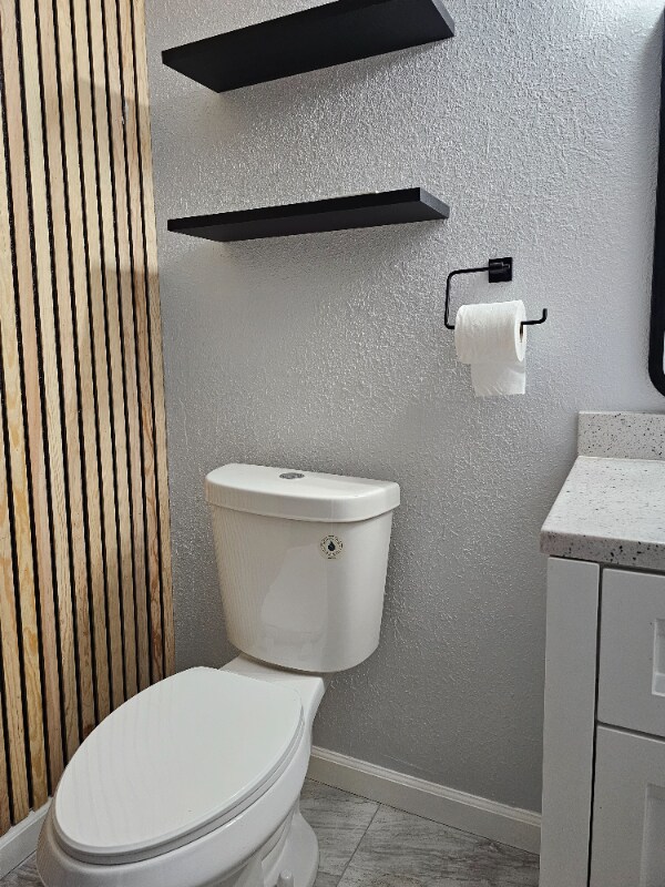 Building Photo - 9805 P St