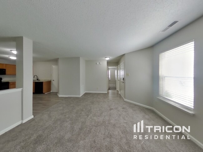 Building Photo - 2840 Redland Ln