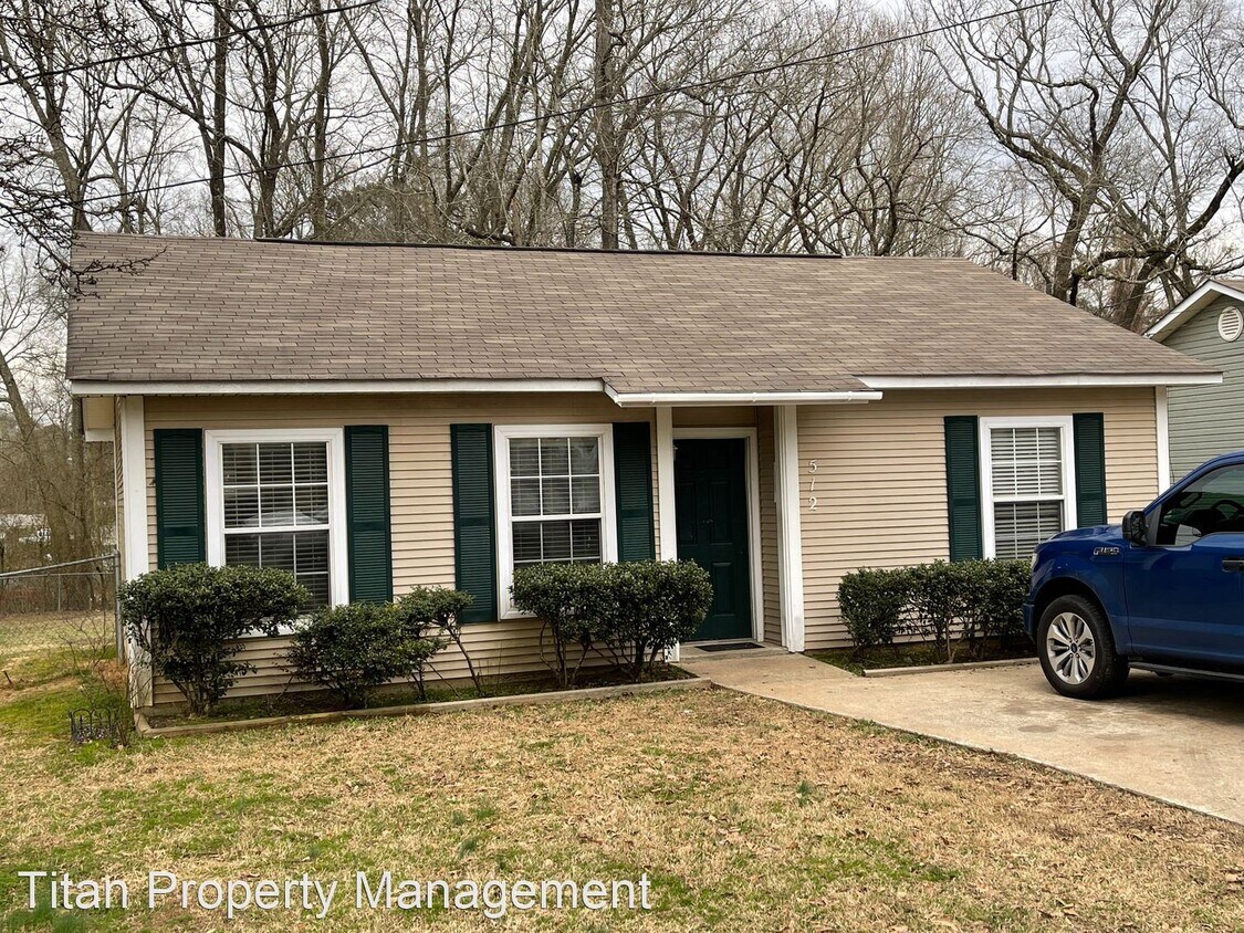 Foto principal - 2 br, 1.5 bath House - 512 Church St.