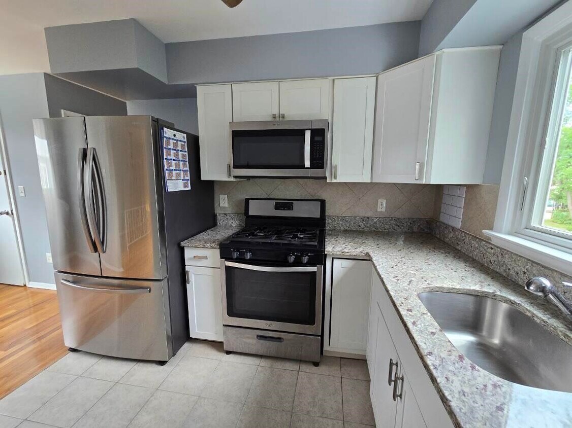 Foto principal - 1062 Madison Ave