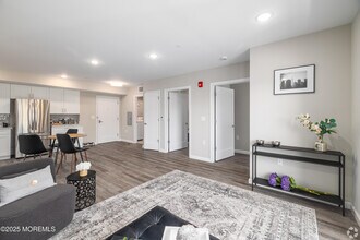 Building Photo - 258 Morris Ave