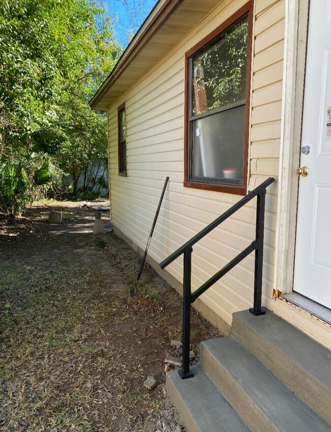 Foto del edificio - 1015 Richmond St