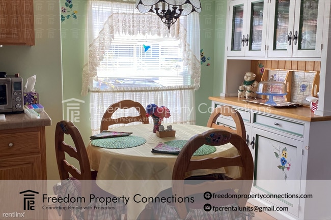 Building Photo - Room for Rent, 1 bath House - 760 Lomita B...