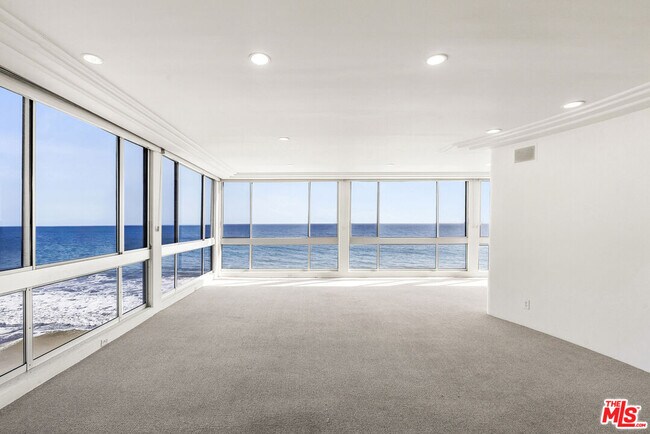 Foto del edificio - 22548 Pacific Coast Hwy