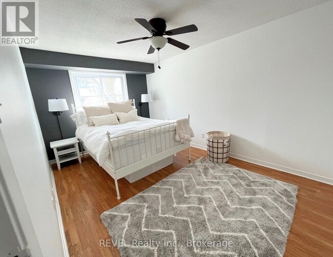 Building Photo - 5815 Swayze Dr