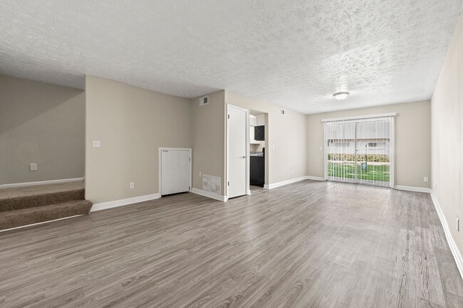 Building Photo - Aero 24Twenty