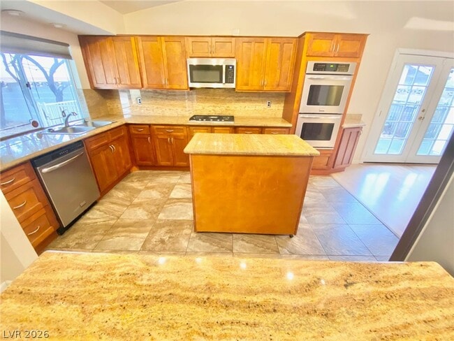 Foto del edificio - 400 Davenport Ln