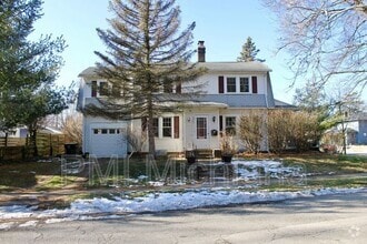 Building Photo - 1151 Hillcrest Rd