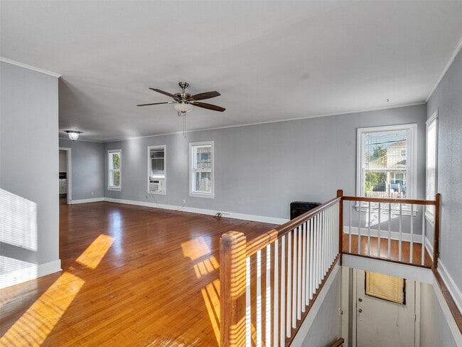 Building Photo - 5019 Avenue M 1/2