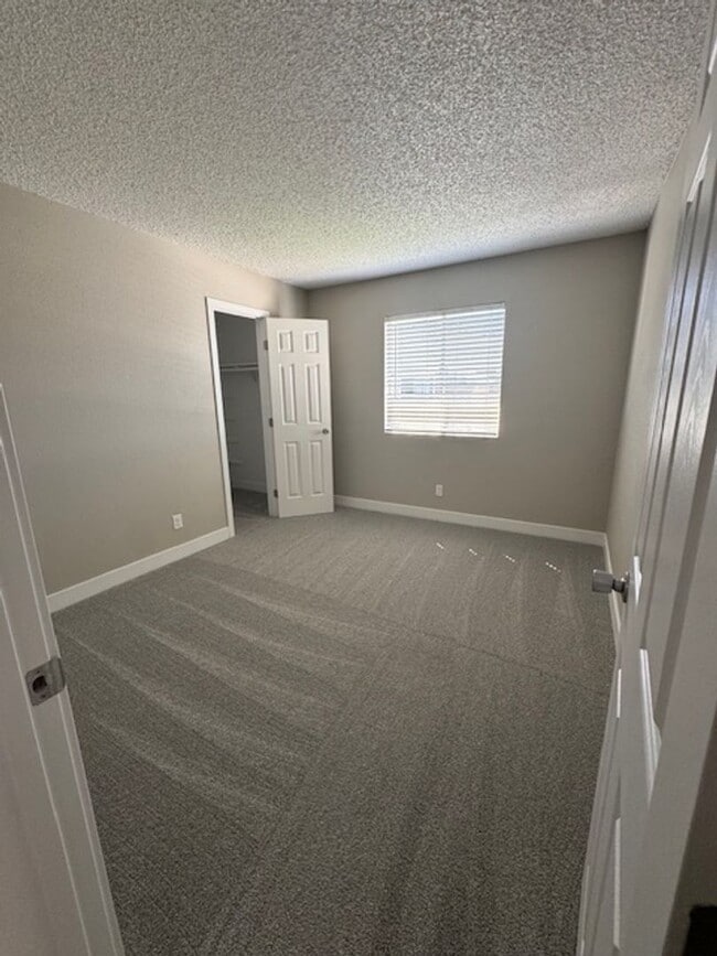 Interior Photo - Autumn Run Apartments