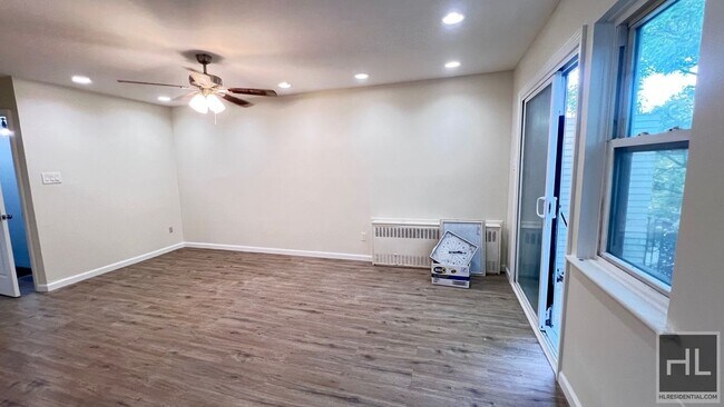 Foto del edificio - 2070 E 55th St