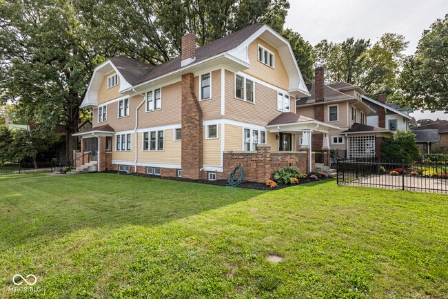 Building Photo - 1457 Fairfield Ave