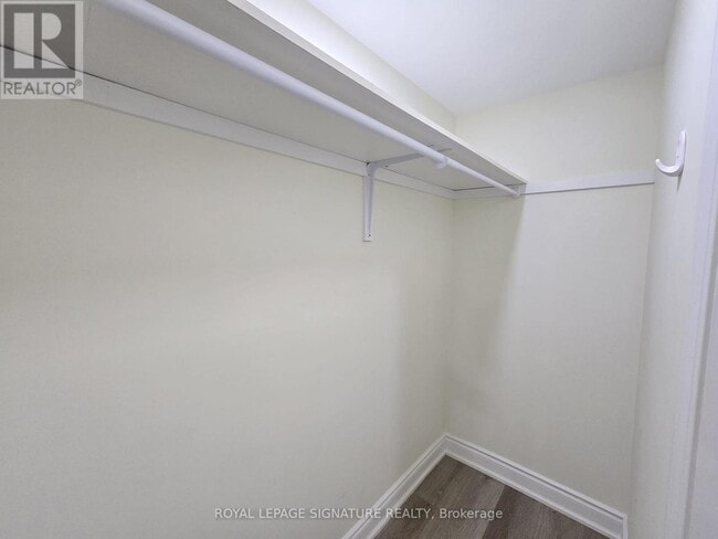 Building Photo - 68 Mullis Crescent