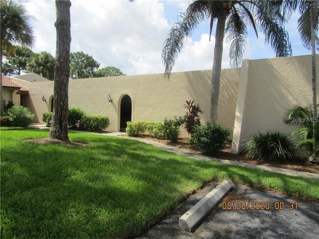Building Photo - 3663 Longmeadow