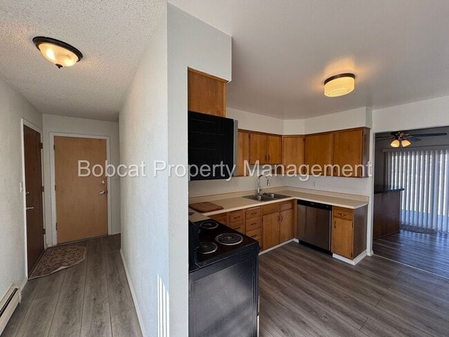 Foto del edificio - 5229 Silver Sage Dr